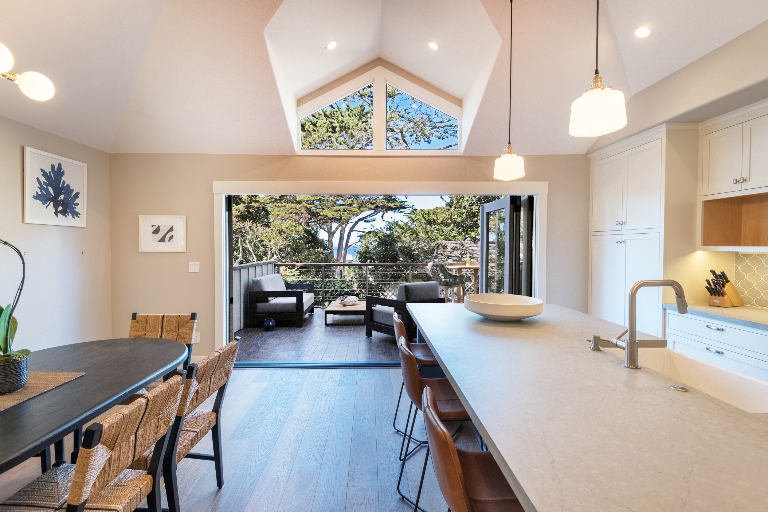 Contemporary-Beach-Bungalow-6