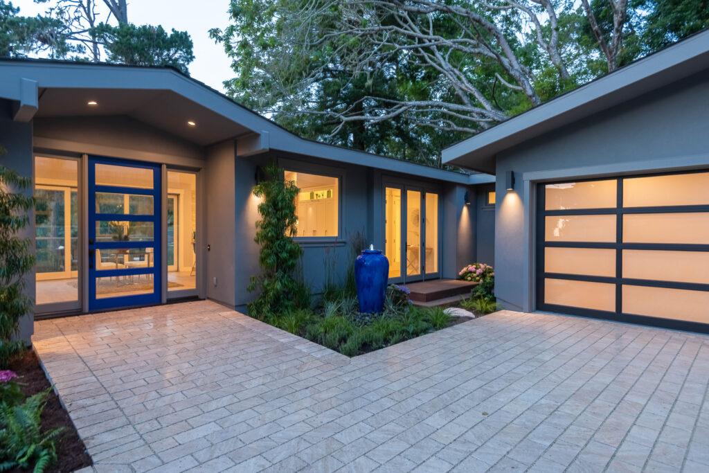 Lewis Builders Aging-In-Place Entryway